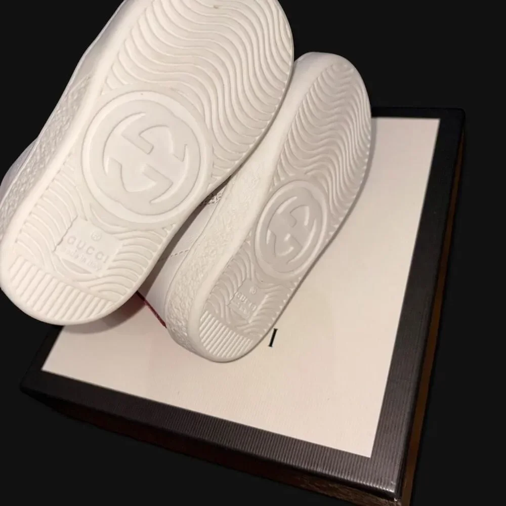 Gucci White First-shoes-baby-shoes / Size 4.5-5
